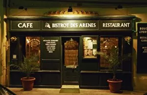 Images Dated 14th December 2007: The restaurant Bistrot des Arenes in Nimes, a very traditional Lyon style restaurant