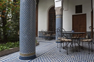 Images Dated 4th June 2009: Riad Louna (Hotel) Fes, Middle Atlas, Morocco