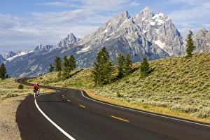 Lifestyle Prints: Road bicycling in Grand Teton National Park, Wyoming, USA (MR)