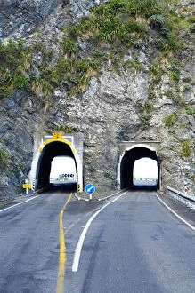 Images Dated 26th September 2005: Road Tunnels, Kaikoura Coastal Road, Marlborough, South Island, New Zealand