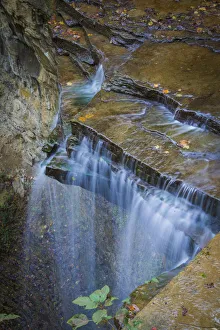 Images Dated 20th September 2019: Rocky Ledges with Waterfall in Clifty Creek Park, Indiana