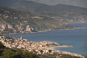 Images Dated 19th June 2010: Roquebrune Cap Martin, Alpes Maritimes, France