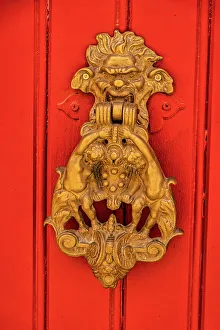 Images Dated 13th May 2022: Roussillon door knocker, Provence, France