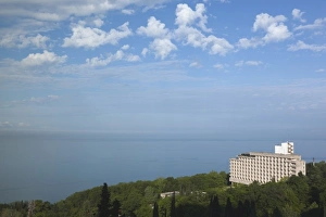 Images Dated 26th May 2011: Russia, Black Sea Coast, Sochi, Hotel Primorye, elevated view