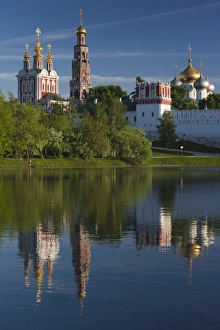 Russia, Moscow Oblast, Moscow, Khamovniki-area, Novodevichy Monastery, late afternoon