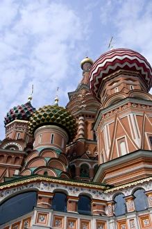 Images Dated 24th August 2008: Russia, Moscow, Red Square. St. Basils Cathedral (aka Pokrovsky Sobor or Cathedral