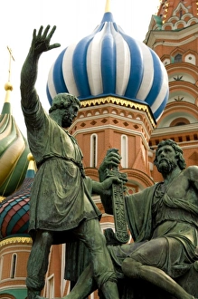 Images Dated 24th August 2008: Russia, Moscow, Red Square. St. Basils Cathedral (aka Pokrovsky Sobor or Cathedral