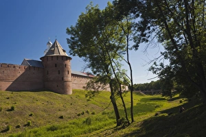 Images Dated 6th June 2011: Russia, Novgorod Oblast, Veliky Novgorod, outer walls of the Novgorod Kremlin