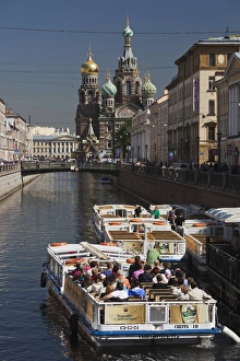 Images Dated 31st May 2011: Russia, Saint Petersburg, Center