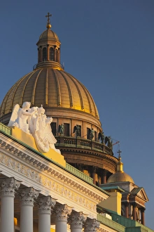 Russia, Saint Petersburg, Center, Saint Isaac Cathedral along Admiraltevsky Prospekt