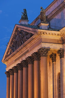 Images Dated 1st June 2011: Russia, Saint Petersburg, Center, Saint Isaac Cathedral, evening