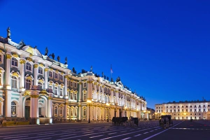 Build Prints: Russia, Saint Petersburg, Center, Winter Palace, Hermitage Museum, Dvortsovaya Square
