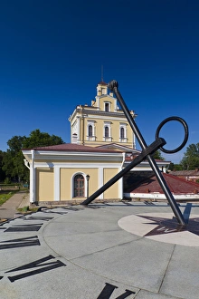 Images Dated 9th June 2011: Russia, Saint Petersburg, Kronshtadt, Czar Peter the Greats Naval fortress town