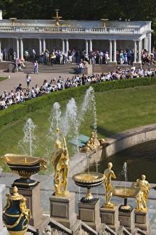 Images Dated 1st June 2011: Russia, Saint Petersburg, Peterhof, Grand Cascade fountains