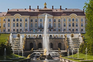 Images Dated 1st June 2011: Russia, Saint Petersburg, Peterhof, Grand Palace