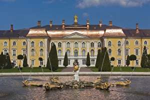 Images Dated 1st June 2011: Russia, Saint Petersburg, Peterhof, Grand Palace