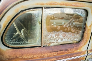 Nostalgia Prints: Rusted antique automobile, Tucumcari, New Mexico, USA. Route 66