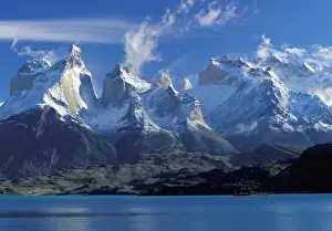 SA, Chile, Torre Del Paine NP Cuernos Del Paine and Lago Nordenskjold