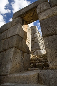Images Dated 9th June 2006: Sacsayhuaman, Cusco, Peru