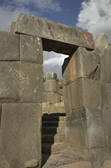 Images Dated 16th May 2005: Sacsayhuaman, Inca ruins of military and religious significance. Walls are made of