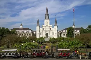 Images Dated 12th November 2010: Saint Louis Cathedral and Jackson Square located in the French Quarter of New Orleans
