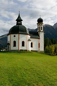 Images Dated 10th October 2004: Saint Oswald Church, Seefeld, Tirol, Austria