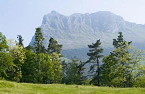 Images Dated 30th April 2005: Saint Vincent peak. Ramales de la Victoria. Cantabria. Spain