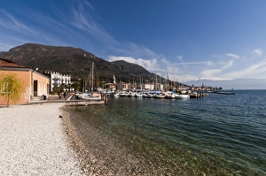 Images Dated 23rd March 2011: Sal, Lago di Garda, Lombardia, Italy