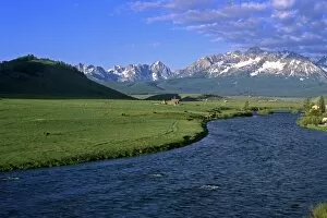 Images Dated 9th May 2007: The Salmon River in the Stanley Basin, Idaho