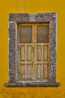 San Miguel De Allende, Mexico. Colorful buildings and windows