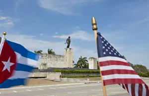 Grave Prints: Santa Clara, Cuba memorial to Che Guevara hero of Revolution with USA and Cuba flags