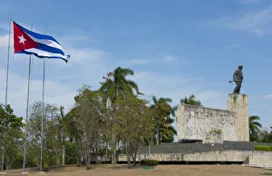 Images Dated 2030: Santa Clara, Cuba mnemorial to Che Guevara hero of Revolution with statue and grave