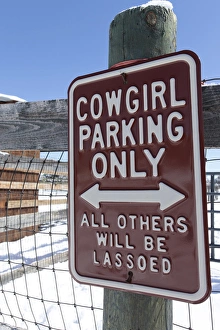 Images Dated 14th October 2010: Santa Fe, New Mexico, United States. Humorous parking sign