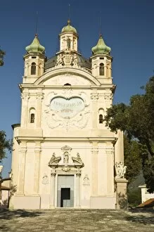 Images Dated 31st October 2006: Santuario di Nostra Signora della Costa, The Shrine of Our Lady of the Coast. San Remo