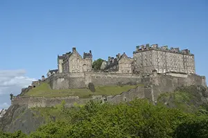 Images Dated 22nd May 2011: Scotland, Edinburgh. Historic hilltop Edinburgh Castle