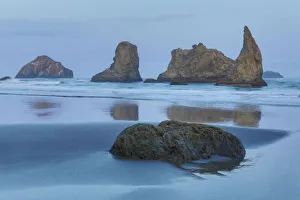 Sea stacks, Bandon, Oregon