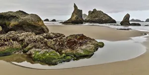 Sea stacks, Bandon, Oregon