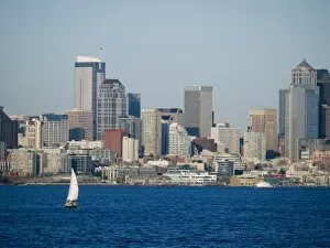 Seattle, Washington. Skyline of downtown from the ahrbour