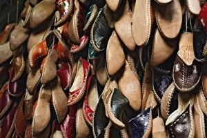Images Dated 27th January 2006: Shoes for sale, Khan el Khalili Bazaar, Cairo, Egypt