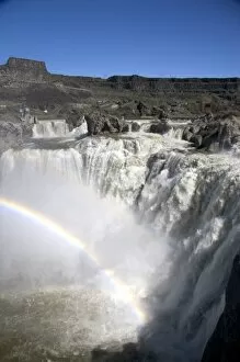 Images Dated 19th April 2006: Shoshone Falls on the Snake River in Twin Falls, Idaho
