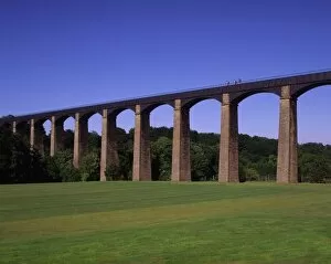Images Dated 22nd December 2004: Shropshire Union Canal Aqueduct, Pont Cysyllte, Clwyd, Wales