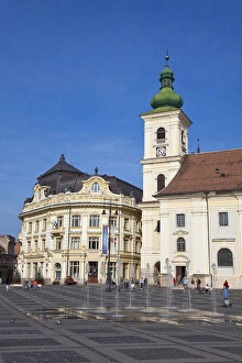 Images Dated 20th September 2009: Sibiu, Hermannstadt in Transylvania, Piata Mare with town hall and roman catholic