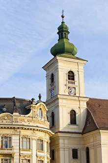 Images Dated 20th September 2009: Sibiu, Hermannstadt in Transylvania, Piata Mare with town hall and roman catholic