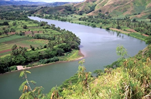 Images Dated 9th September 2004: Sigatoka River Seen From Tavuni Hill Fort, Coral Coast, Viti Levu, Fiji