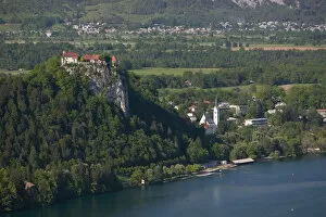 Images Dated 25th May 2004: SLOVENIA-GORENJSKA-Bled: Lake Bled & Bled Castle from Mala Osojnica hill