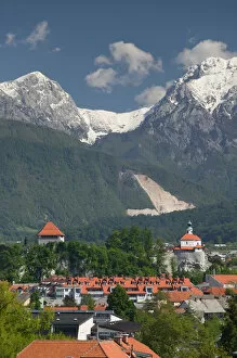 Images Dated 25th May 2004: SLOVENIA-GORENJSKA-Kamnik: Town View & Kamnik Savinja Alps a Walter Bibikow 2004