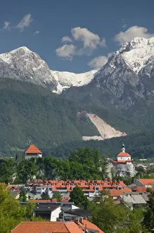 Images Dated 25th May 2004: SLOVENIA-GORENJSKA-Kamnik: Town View & Kamnik Savinja Alps a Walter Bibikow 2004