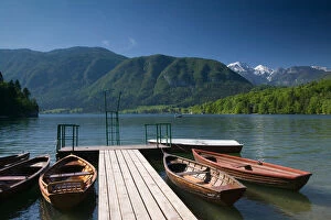 SLOVENIA-GORENJSKA-Ribcev Laz: Lake Bohinj / rental boats