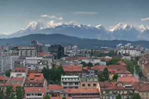 Images Dated 23rd May 2004: SLOVENIA-Ljubljana (Slovenian Capital): Late Afternoon View of City & Kamnik-Savinja