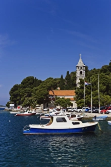 Images Dated 12th May 2007: Small boats docked in harbor, Hvar Island, one of the most famous Dalmatian Islands